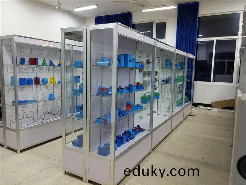 機械製(zhi)圖實訓(xun)室