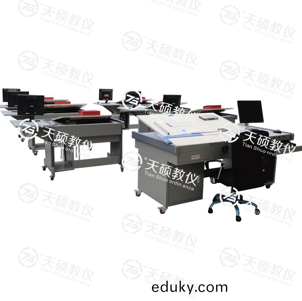 TSDH-1型 豪(hao)華型工程製(zhi)圖實訓室設備